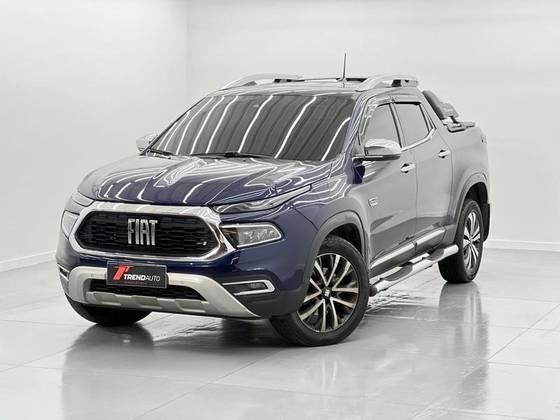 FIAT TORO 2.0 16V TURBO DIESEL RANCH 4WD AT9 FIAT TORO 2.0 16V TURBO DIESEL RANCH 4WD AT9